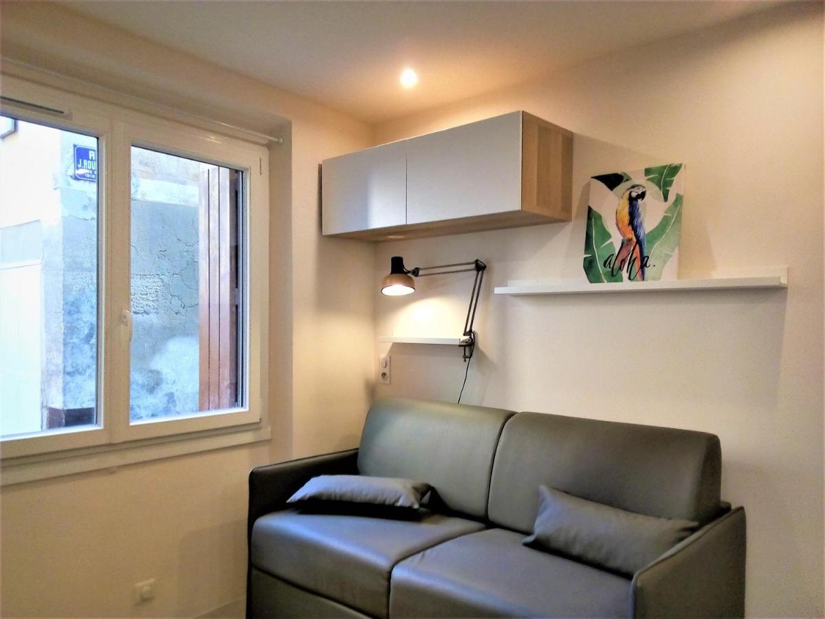 איל-סור-לה-סורג Le Petit Studio - 15 M2 - Centre Ville - Sorgue A 50 M מראה חיצוני תמונה
