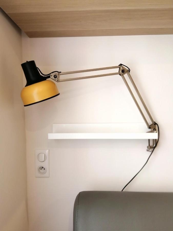 איל-סור-לה-סורג Le Petit Studio - 15 M2 - Centre Ville - Sorgue A 50 M מראה חיצוני תמונה